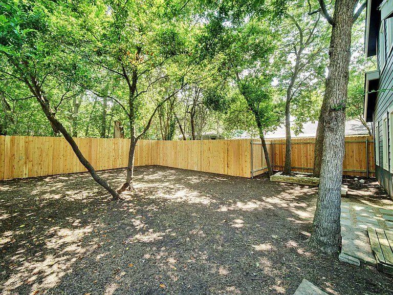 4506 Caswell Ave #B — Photo 23