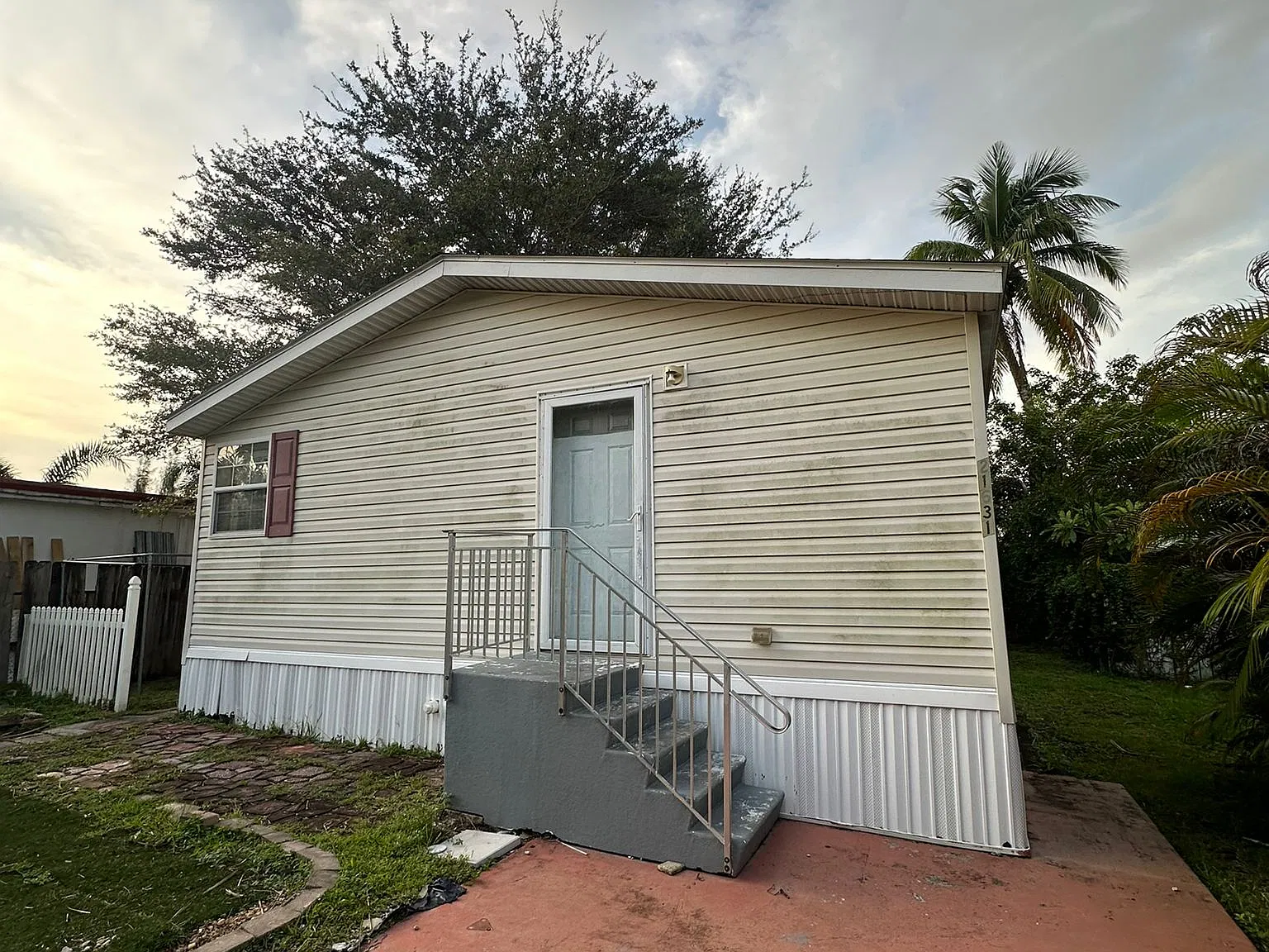 2 bed, 1250 sqft, $2,165 — Photo 2