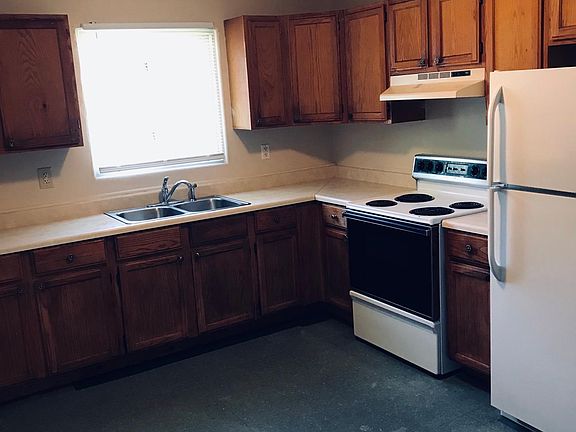 5th image of 9335 Gerald Dr