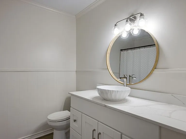 421 Kim Dr — Photo 8