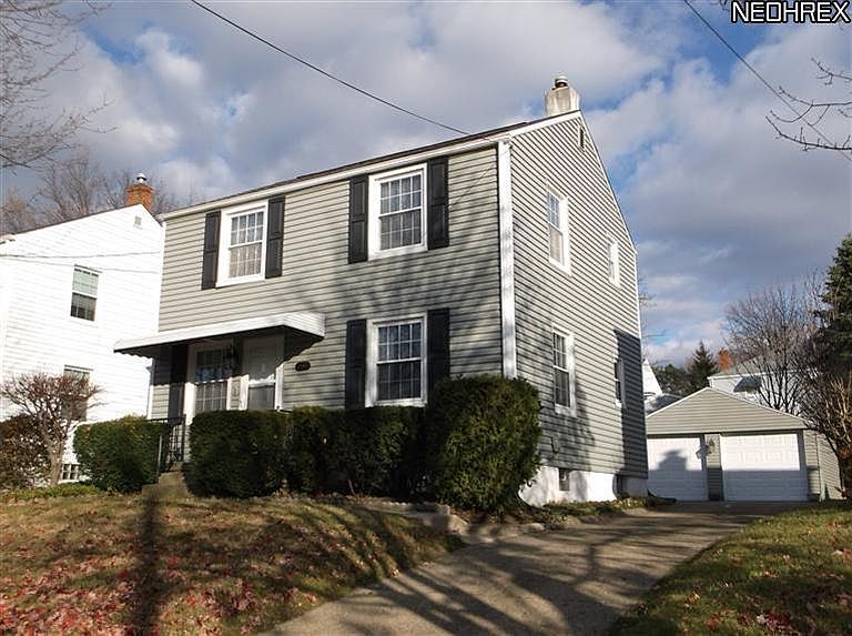 1st image of 1597 Redwood Ave
