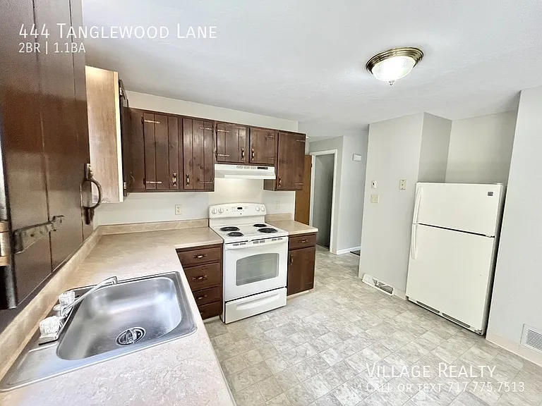 444 Tanglewood Ln — Photo 62