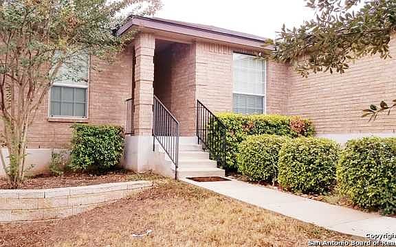 3rd image of 5915 Onyx Way