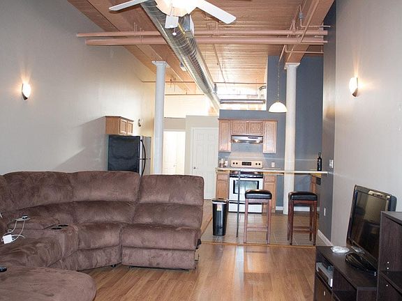 5th image of 1117 Douglas Ave Unit 110