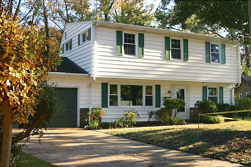 1st image of 2101 Swallow Ln