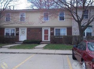 24637 E Seaton Circuit, Warren, MI 48091