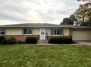 46 S Lexington Dr, Janesville, WI 53545