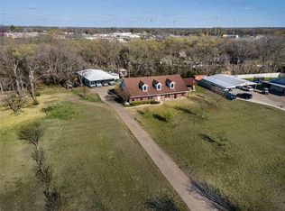 1533 Hunter Ln, Crandall, TX 75114