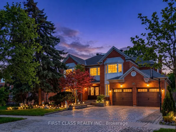 67 Hillhurst Dr, Richmond Hill, ON L4B 2V3