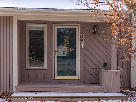 4th image of 3531 E Arbutus Dr