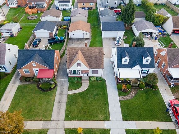 4th image of 7423 Wefel Ave
