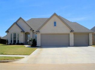 5437 Sun Stone Dr, Wichita Falls, TX 76310