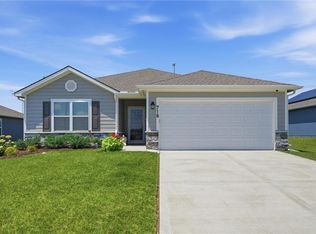 716 Bentley Dr, Belton, MO 64012