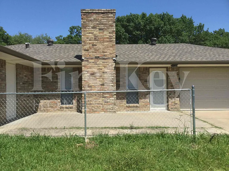 419 Buckingham Pl — Photo 22