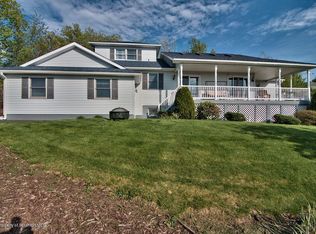 1302 Mountain Laurel Dr, Scranton, PA 18505
