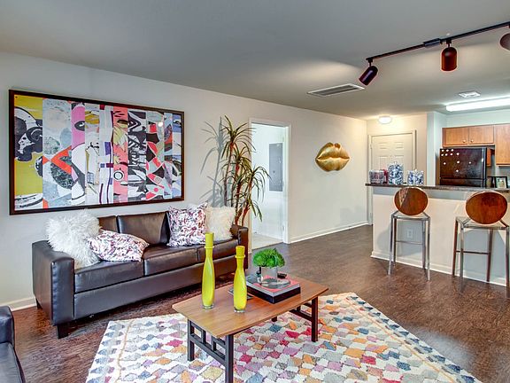 Gateway-Huntsville-Apartments-Living-Room-2