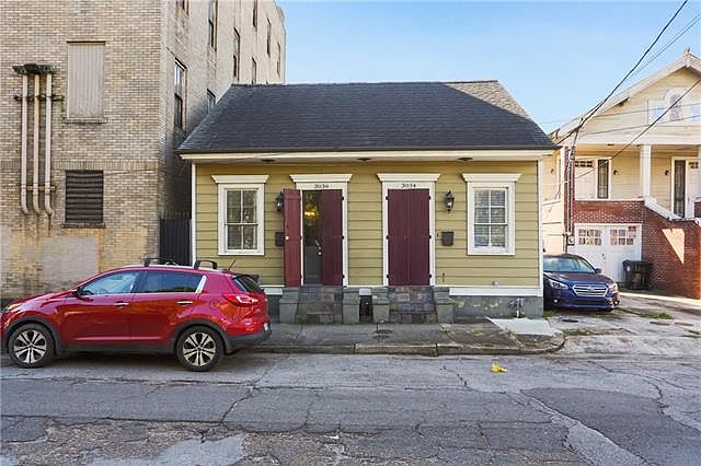1st image of 3034 Dauphine St