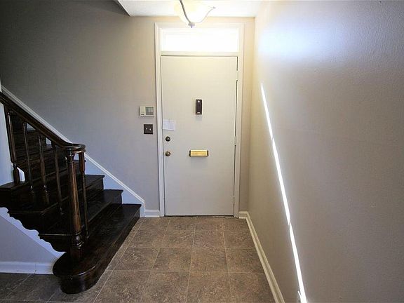 3rd image of 5841 Park Ave