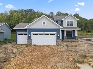 1821 Hadley Hills Dr NE, Rochester, MN 55906