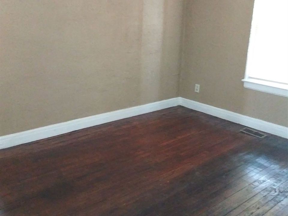 Bedroom 2 - Lower