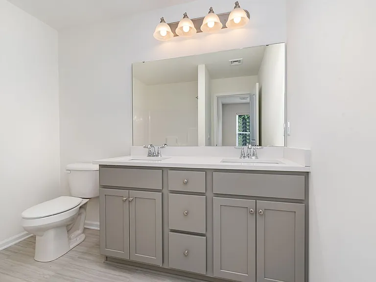 154 High Pointe Dr — Photo 20