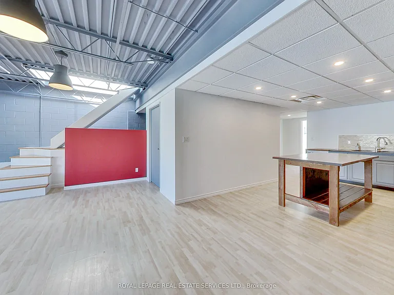 300 New Toronto St #7 — Photo 8