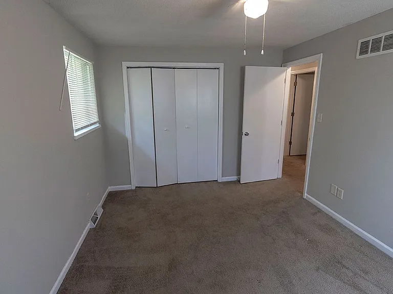 1305 N Golf Blvd #A — Photo 17