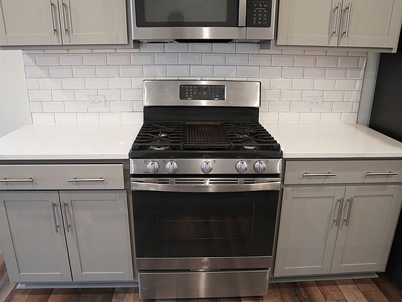4th image of 2626 Chert Ln #1