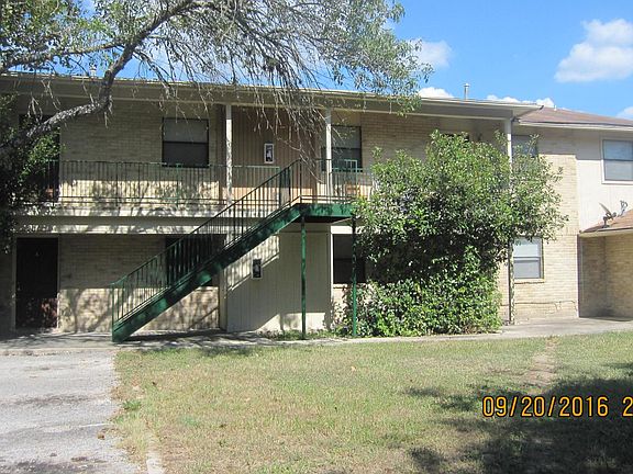 2nd image of 1445 N Walnut Ave #I