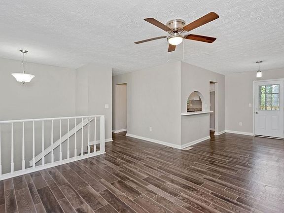 4th image of 2153 Cherokee Valley Cir