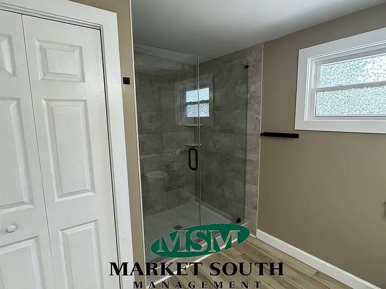 905 Elliott Ave — Photo 9