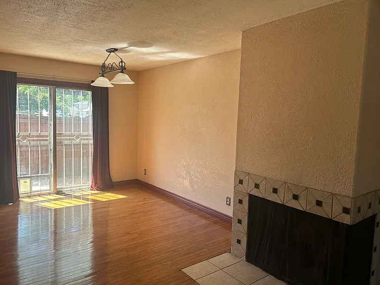 1921 S Oswego Way — Photo 8