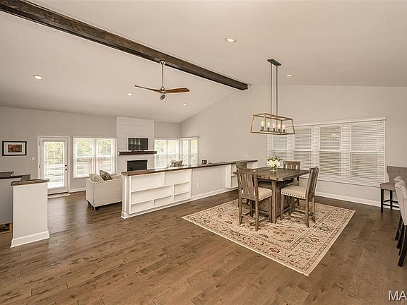 3rd image of 14316 Willow Spring Hill Dr