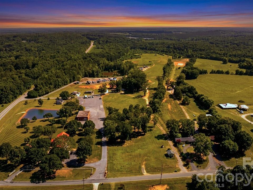 1st image of 3500 Biggers Rd
