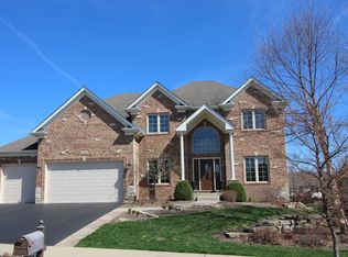 1105 Auburn Dr, Yorkville, IL 60560