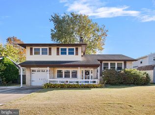 4 Harvest Trl, Newark, DE 19702