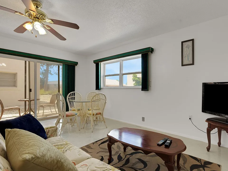 612 Guild Dr #20