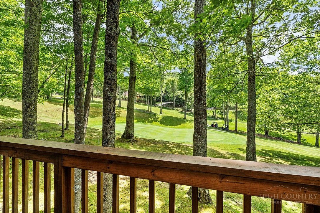 101 Golf View Drive #3