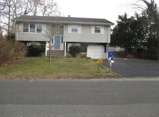 400 Hulse Ave, Brick, NJ 08724