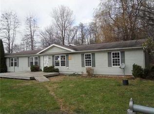 11971 8th St, Osceola, IN 46561