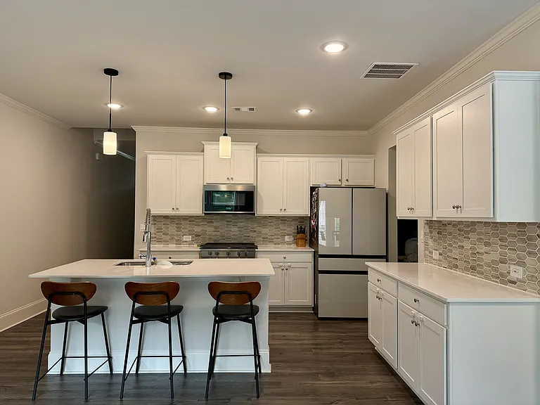 Kitchen with quartz countertops
