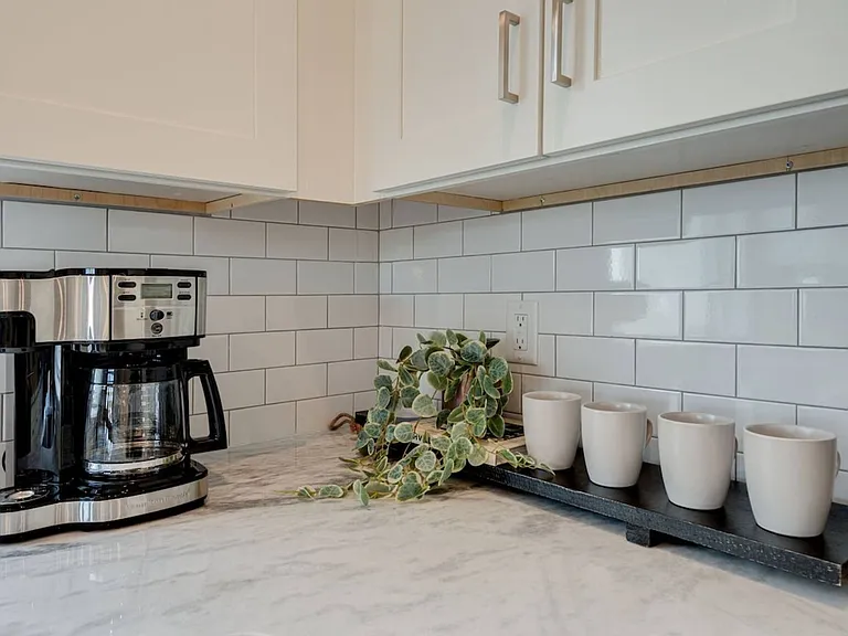 5627 Lenox Ave — Photo 14