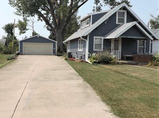 104 N 16th St, Marshalltown, IA 50158