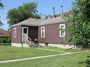 19 S Young St, Glenwood, IL