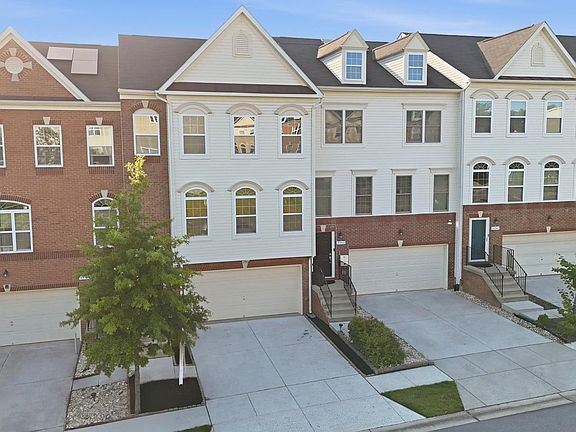 5th image of 8597 Crooked Tree Ln