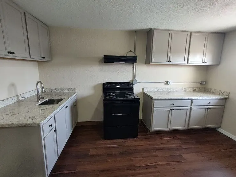 1018 Cutters Way #U — Photo 8