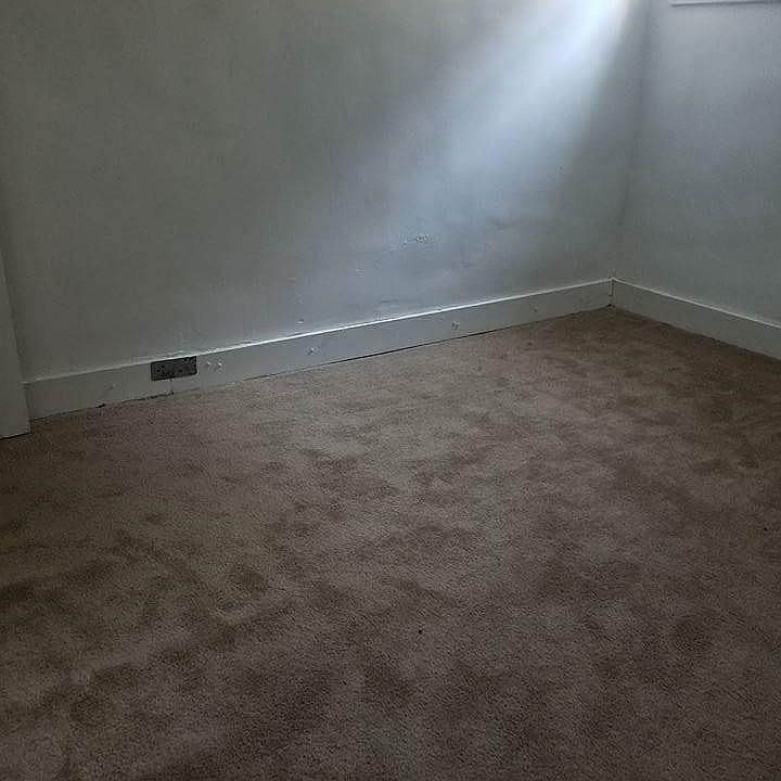 2nd image of 312 1/2 S Lincoln Ave