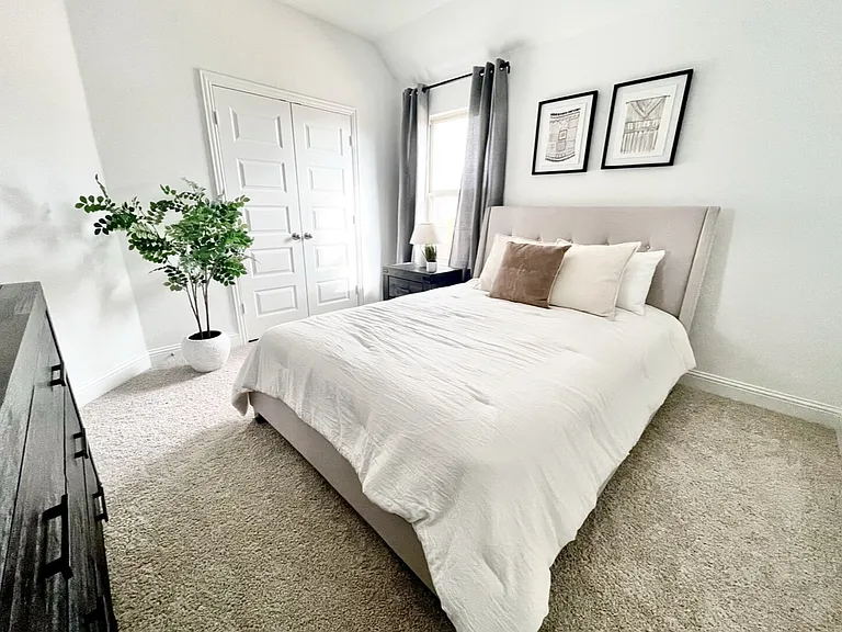 Barx Dr — Photo 17