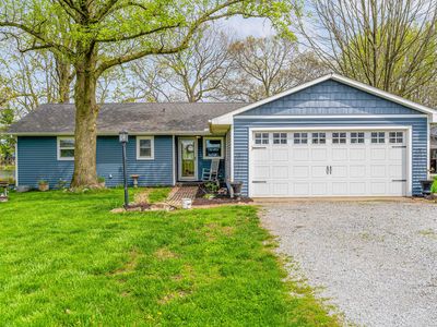 6377 N McKinley Dr, Monon, IN, 47959