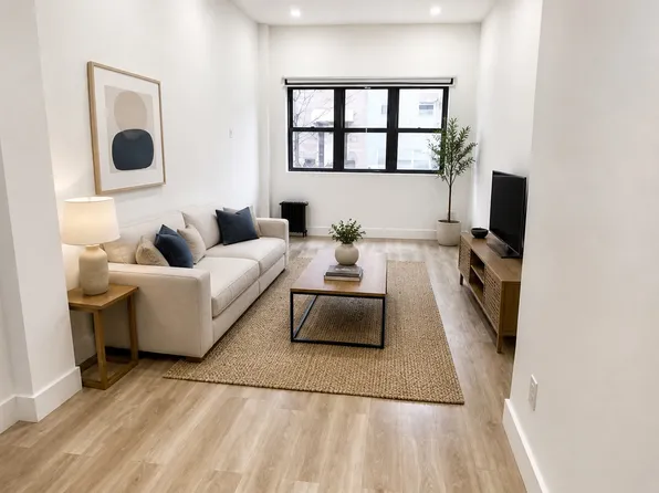 338 Manhattan Avenue image 1 of 4